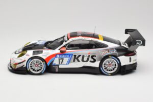 Porsche 911 991.2 GT3 R #17 Kues Team 75 Bernhard M. Christensen / K. Cairoli 24 Hours of Nurburgring 2018 Minichamps 1:18 15 – obrázek 3 z 6