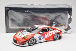 Porsche 911 991.2 GT3 R #31 Frikadelli Racing K. Bachler / M. Christensen 24 Hours of Nurburgring 2017 Minichamps 1:18 155176 – obrázek 6 z 6