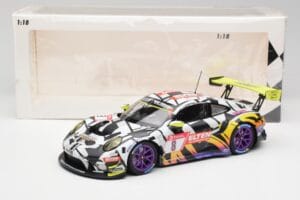 Porsche 911 991.2 GT3 R #8 Iron Force Ring Police 24 Hours Nürburgring 2019 Minichamps 1:18 153196088 Kov – obrázek 6 z 6