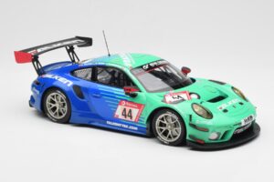 Porsche 911 GT3 R 991.2 Team Falken Motorsport #44 P. Dumbreck / M. Ragginger / S. Müller / K. Bachler ADAC 24 Hours Nürburgr – obrázek 6 z 6
