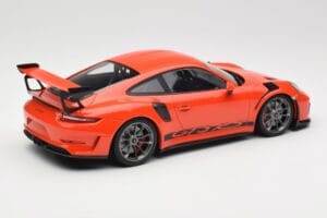 Porsche 911 991.2 GT3 RS Lava Orange & Stříbrná Kola Minichamps 1:18 155068225 Kov – obrázek 2 z 6
