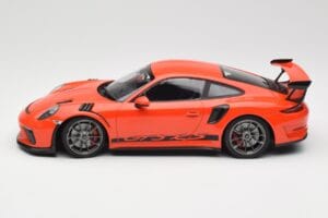 Porsche 911 991.2 GT3 RS Lava Orange & Stříbrná Kola Minichamps 1:18 155068225 Kov – obrázek 3 z 6