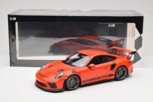Porsche 911 991.2 GT3 RS Lava Orange & Stříbrná Kola Minichamps 1:18 155068225 Kov – obrázek 6 z 6