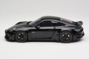 Porsche 911 992 Brabus 900 Rocket-R Obsidian Black GT Spirit 1:18 GT502 Pryskyřice – obrázek 3 z 6