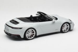 Porsche 911 992 Carrera 4 GTS Kabriolet Šedý Minichamps 1:18 155063034 Kov – obrázek 3 z 6