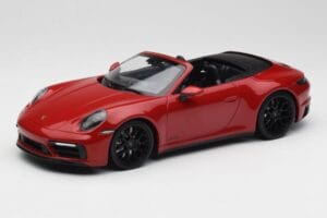 Porsche 911 992 Carrera 4 GTS Kabriolet Červený Minichamps 1:18 155063032 Kov