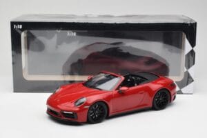 Porsche 911 992 Carrera 4 GTS Kabriolet Červený Minichamps 1:18 155063032 Kov – obrázek 6 z 6