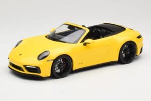 Porsche 911 992 Carrera 4 GTS Kabriolet Žlutý Minichamps 1:18 155063030 Kov