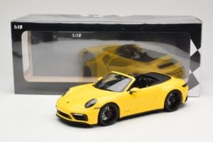 Porsche 911 992 Carrera 4 GTS Kabriolet Žlutý Minichamps 1:18 155063030 Kov – obrázek 6 z 6