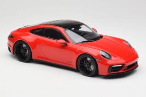Porsche 911 992 Carrera 4 GTS Červený Minichamps 1:18 155063100 Kov – obrázek 4 z 6