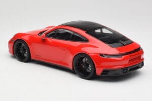 Porsche 911 992 Carrera 4 GTS Červený Minichamps 1:18 155063100 Kov – obrázek 5 z 6