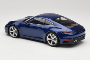 Porsche 911 992 Carrera 4S Blue Metallic Minichamps 1:18 153067327 Kov – obrázek 5 z 6