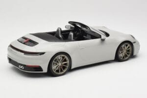 Porsche 911 992 Carrera 4S Kabriolet Šedý Minichamps 1:18 155067335 Kov – obrázek 2 z 6