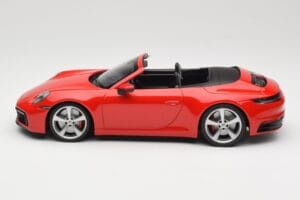 Porsche 911 992 Carrera 4S Kabriolet Červený Minichamps 1:18 155067331 Kov – obrázek 3 z 6