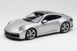Porsche 911 992 Carrera 4S Stříbrný Minichamps 1:18 155067322 Kov