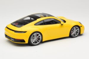 Porsche 911 992 Carrera 4S Žlutý Minichamps 1:18 155067320 Kov – obrázek 2 z 6