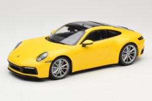 Porsche 911 992 Carrera 4S Žlutý Minichamps 1:18 155067320 Kov