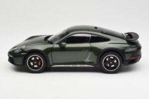 Porsche 911 992 Dakar Oak Zelený Metalická Norev 1:18 187241 Kov – obrázek 5 z 9