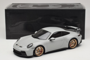 Porsche 911 992 GT3 Chalk Zlatá Kola Minichamps 1:18 117069001 Kov – obrázek 6 z 6