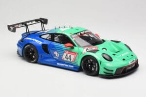 Porsche 911 992 GT3 R Falken #44 D. Eriksson / T. Heinemann 24 Hours of Nurburgring 2023 Minichamps 1:18 113236344 Kov – obrázek 6 z 8