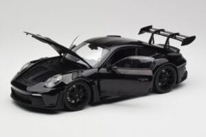 Porsche 911 992 GT3 RS Černý & Černá Kola Concept Minichamps 1:18 911992003 Kov – obrázek 2 z 8