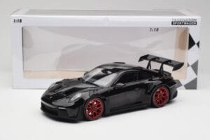 Porsche 911 992 GT3 RS Černý & Červená Kola & Černý Dekor Minichamps 1:18 153062240 Kov – obrázek 6 z 6