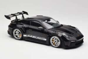 Porsche 911 992 GT3 RS Černý Se Stříbrnými Koly Minichamps 1:18 155062231 Kov – obrázek 4 z 6