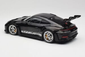 Porsche 911 992 GT3 RS Černý Se Stříbrnými Koly Minichamps 1:18 155062231 Kov – obrázek 5 z 6