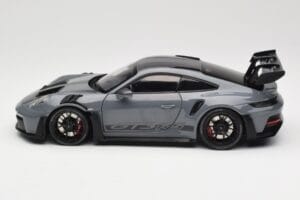 Porsche 911 992 GT3 RS Crayon Weissach Package & Black Wheels Minichamps 1:18 110062024 Kov – obrázek 4 z 8
