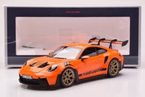 Porsche 911 992 GT3 RS Gulf Oranžový Norev 1:18 187360 Kov – obrázek 8 z 8