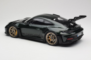Porsche 911 992 GT3 RS Jet Green Metallic Black Norev 1:12 127532 Kov – obrázek 5 z 6