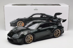 Porsche 911 992 GT3 RS Jet Green Metallic Black Norev 1:12 127532 Kov – obrázek 6 z 6