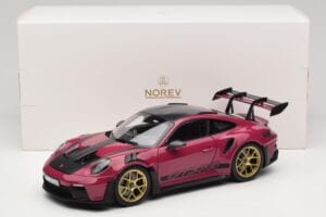 Porsche 911 992 GT3 RS Weissach Package Ruby Star Norev 1:18 187370 Kov – obrázek 8 z 8