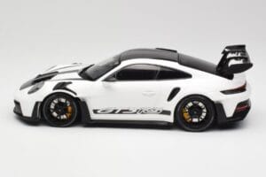 Porsche 911 992 GT3 RS Bílý & Černá Kola Minichamps 1:18 155062230 Kov – obrázek 3 z 6