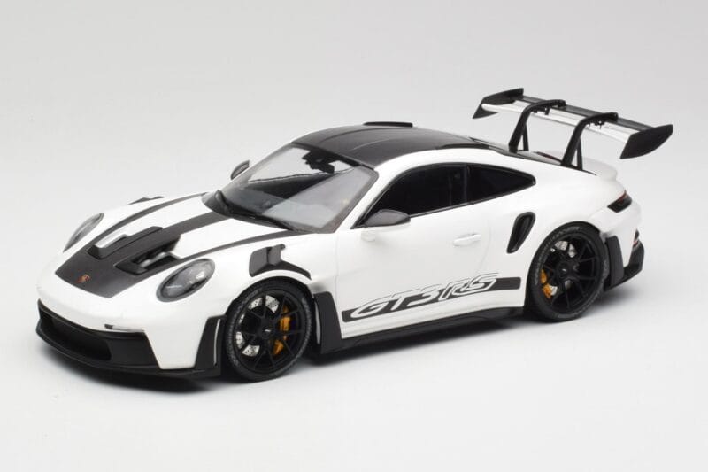 Porsche 911 992 GT3 RS Bílý & Černá Kola Minichamps 1:18 155062230 Kov