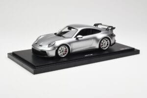 Porsche 911 992 GT3 Stříbrný Minichamps 1:18 WAP0211510M004 Pryskyřice