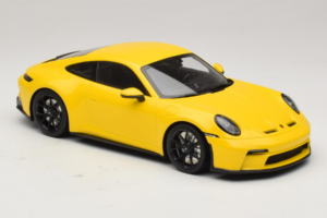 Porsche 911 992 GT3 Touring Žlutý Černá Kola Minichamps 1:18 117069021 Kov – obrázek 4 z 6