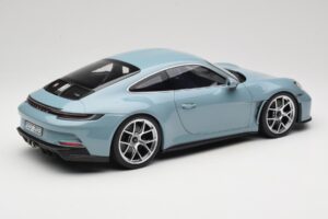 Porsche 911 992 S/T Meisenblau Norev 1:12 127550 Kov – obrázek 2 z 6