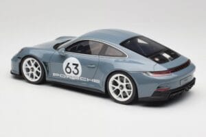 Porsche 911 992 ST Gentian Blue Metallic GT Spirit 1:18 GT491 Pryskyřice – obrázek 5 z 6