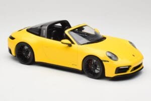 Porsche 911 992 Targa 4 GTS Žlutý Minichamps 1:18 153061064 Kov – obrázek 4 z 6