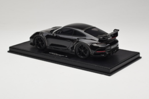Porsche 911 992 TechArt GTstreet R Černý S Černými Koly TechArt 1:18 REMC012 Pryskyřice – obrázek 5 z 6