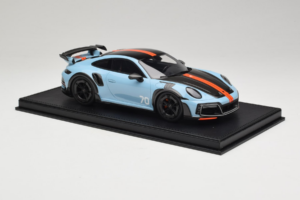 Porsche 911 992 TechArt GTstreet R Gulf Blue TechArt 1:18 REMC010 Pryskyřice – obrázek 4 z 6
