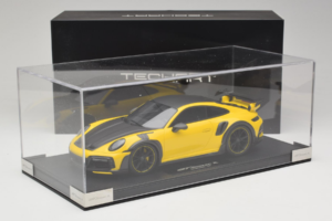 Porsche 911 992 TechArt GTstreet R Žlutý S Černými Koly TechArt 1:18 REMC011 Pryskyřice – obrázek 6 z 6