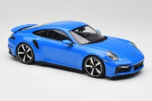 Porsche 911 992 Turbo S Gentian Modrý Minichamps 1:18 155069074 Kov – obrázek 4 z 6