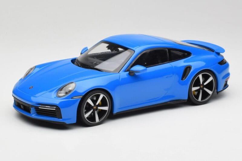 Porsche 911 992 Turbo S Gentian Modrý Minichamps 1:18 155069074 Kov