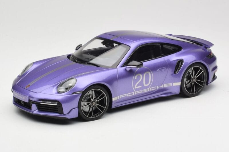 Porsche 911 992 Turbo S Sport Design Package Viola Metallic Minichamps 1:18 155069174 Kov