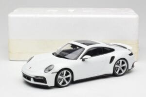 Porsche 911 992 Turbo S Bílý Concept Minichamps 1:18 WAP0211620CNP Kov – obrázek 6 z 6