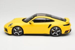 Porsche 911 992 Turbo S Žlutý Minichamps 1:18 155069071 Kov – obrázek 3 z 6