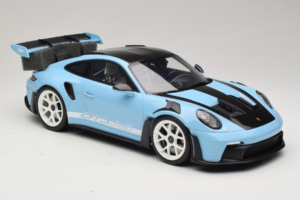 Porsche 911 992.1 GT3 RS Gulf Blue GT Spirit 1:12 GT497 Pryskyřice – obrázek 4 z 6