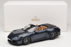 Porsche 911 992.2 Carrera Kabriolet Yachting Blue Norev 1:18 187180 Kov – obrázek 8 z 8